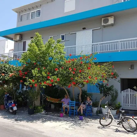 Family Run 2 Bed Studio Apartment 4 Lägenhet *