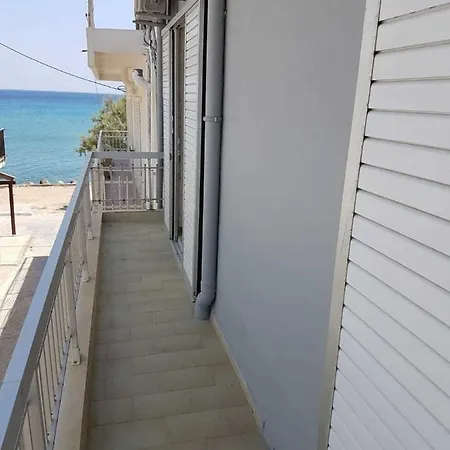 Lägenhet Family Run 2 Bed Studio Apartment 4 *