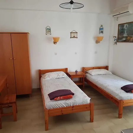 Family Run 2 Bed Studio Apartment 4 Διαμέρισμα
